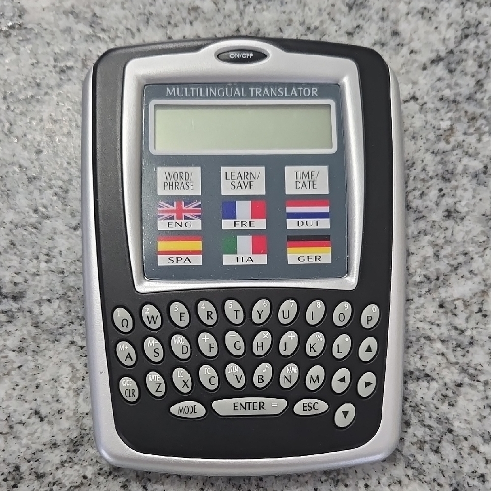 Multilingual Translator Device with Keyboard